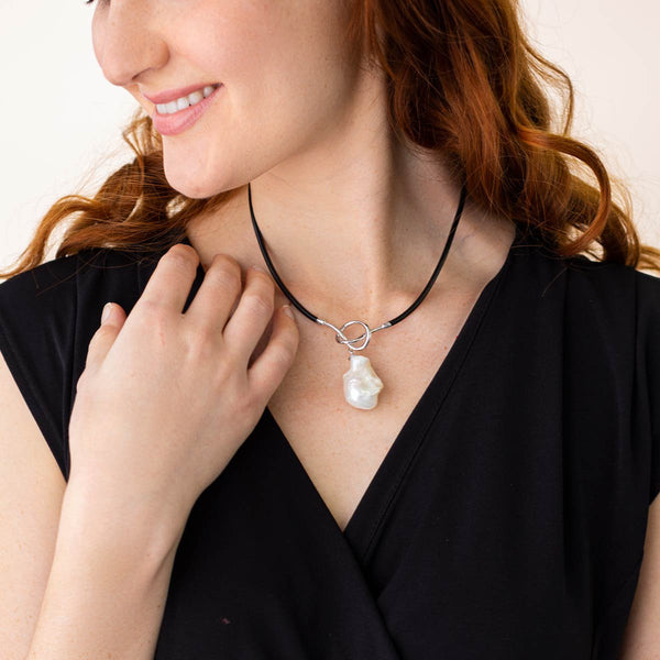 Linton Jewelry Single Baroque Pearl Choker