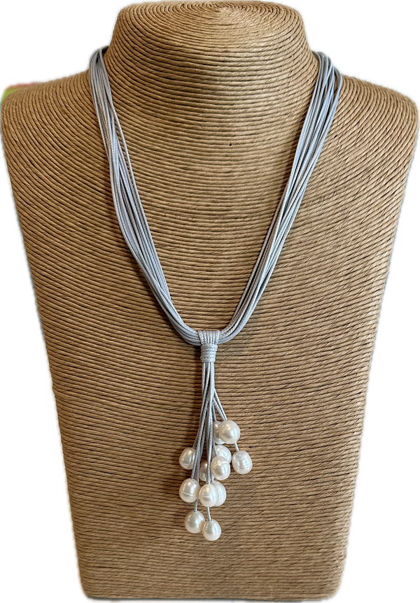 Pearl cluster necklace
