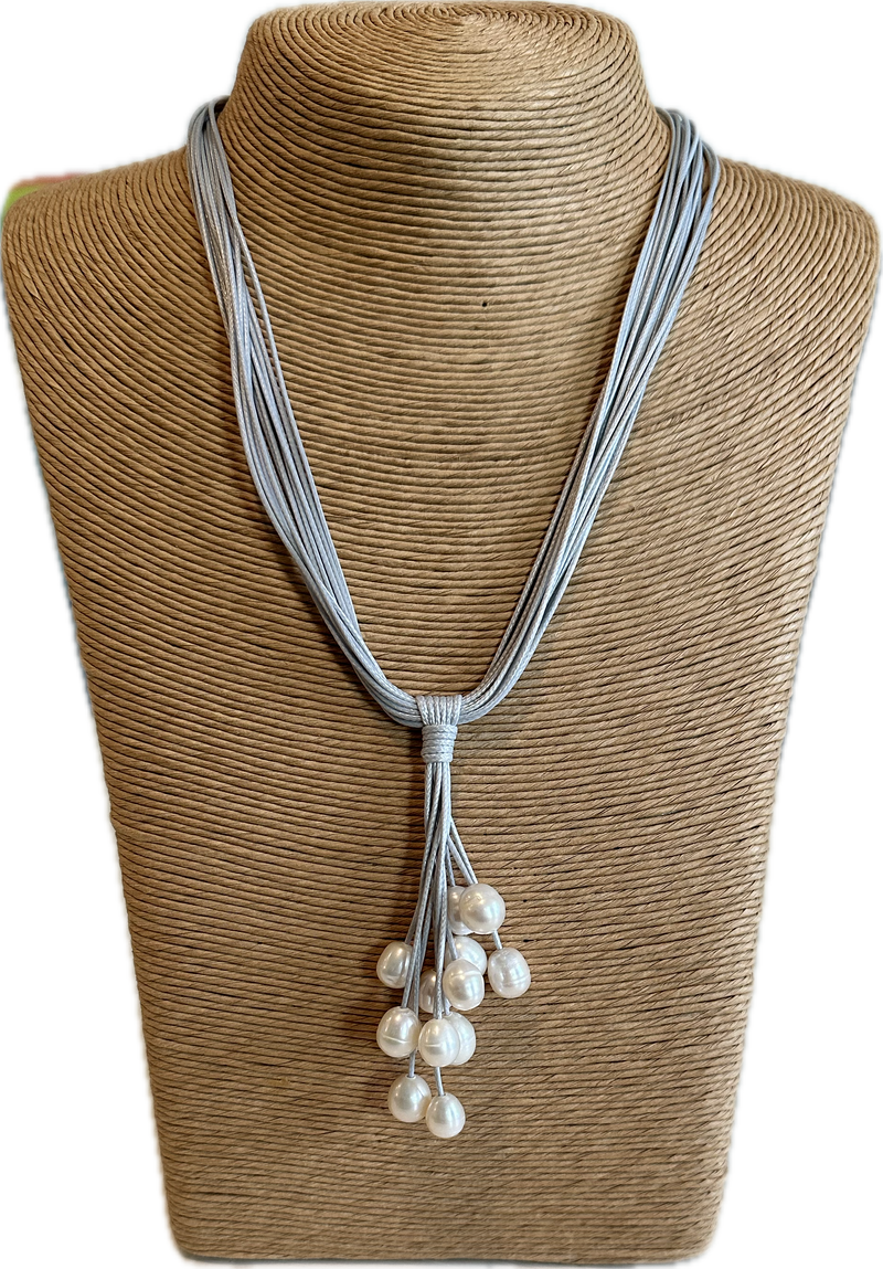 Pearl cluster necklace