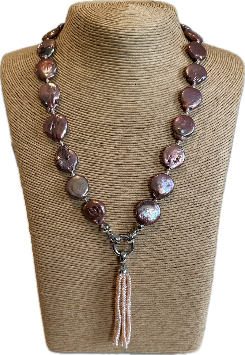 Coin pearls with tassel