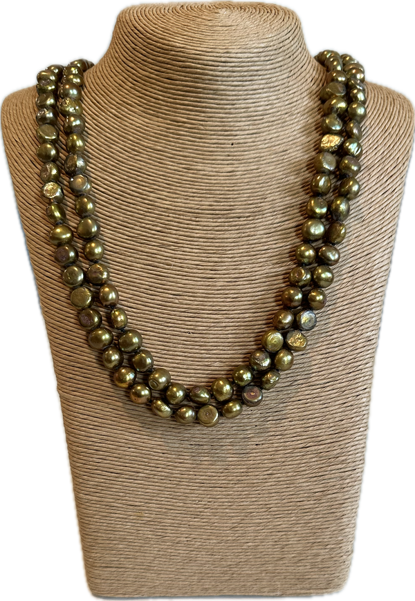 Rope pearl necklace