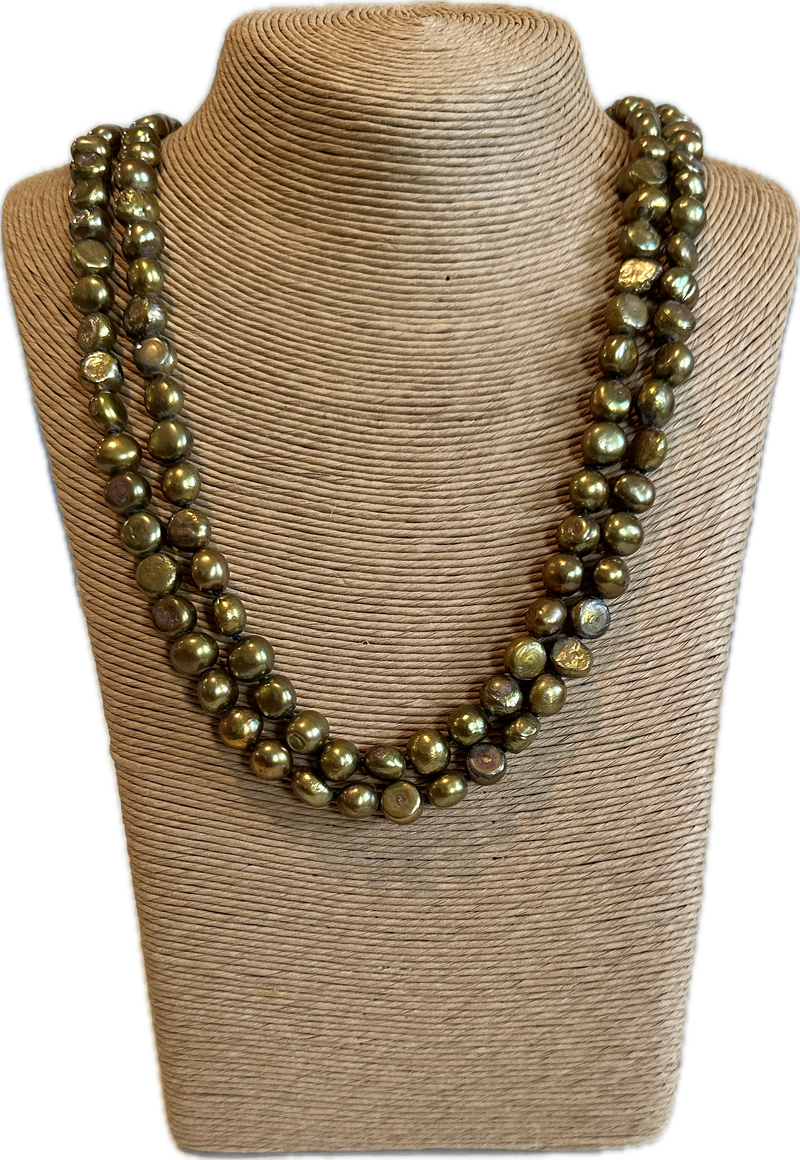 Rope pearl necklace