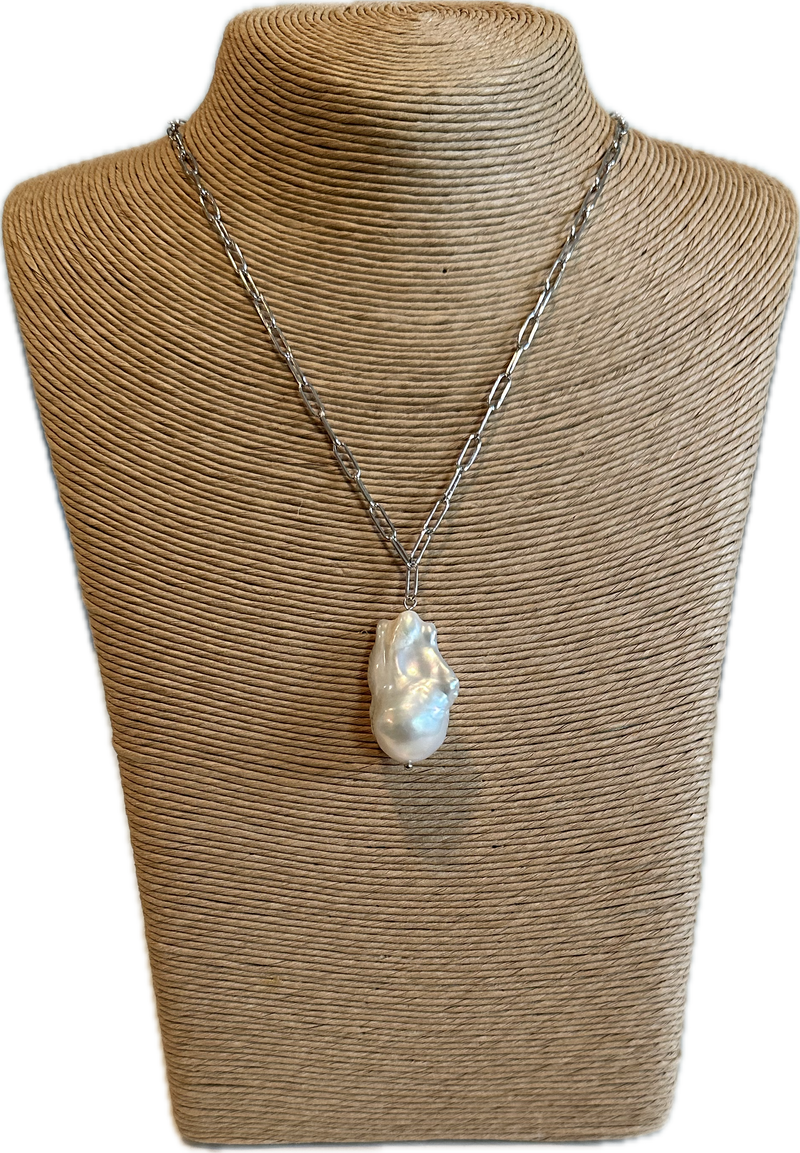 Single baroque pearl on paper clip chain