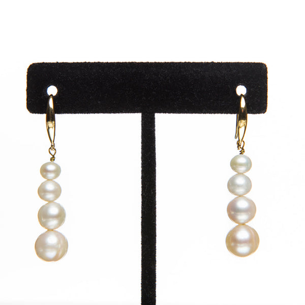 18k Gold Graduated Pearl Earrings