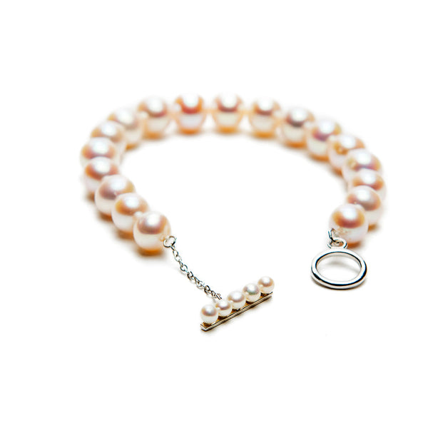 Toggle Clasp Pearl Bracelet